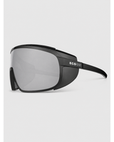 Black Frame / Photochromic Lens